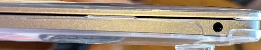 ماك بوك إير M1 شبه جديد بسعر مميز MacBook Air M1 Like New 6
