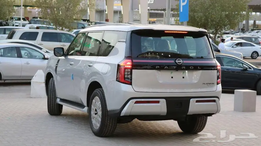 نيسان باترول بلاتينيوم تنفس طبيعي موديل 2025 3
