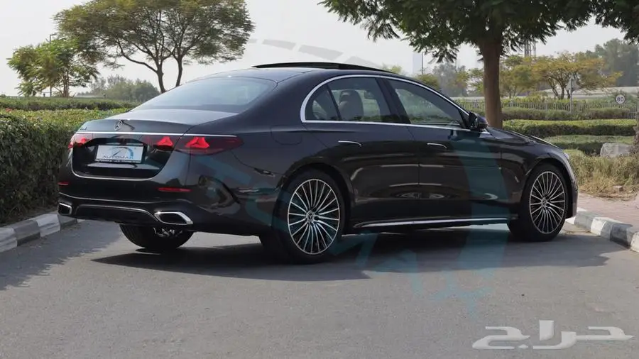 2025 مرسيدس بنز E 200 AMG خليجي اصفار ضمان الوكيل 7