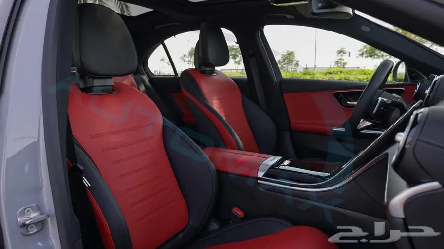 2025 مرسيدس سي 200 AMG بريميوم بلس خليجي اصفار ضمان الوكيل 38