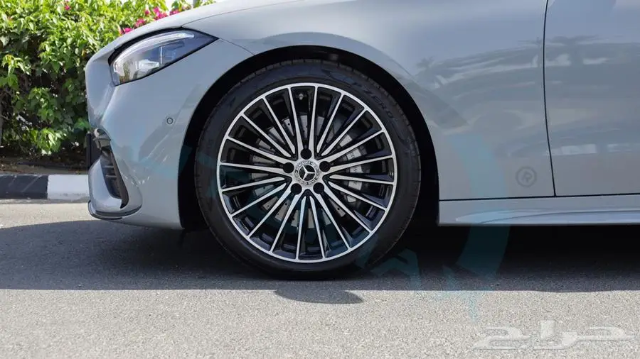 2025 مرسيدس سي 200 AMG بريميوم بلس خليجي اصفار ضمان الوكيل 47
