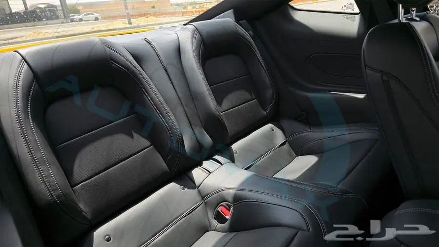 2024 فورد موستنغ جي تي بريميوم FASTBACK خليجي ضمان الوكيل 42