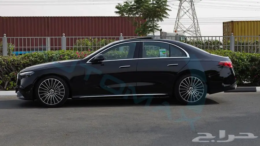 مرسيدس بنز e200 AMG kit خليجي اصفار مع ضمان الوكيل 33