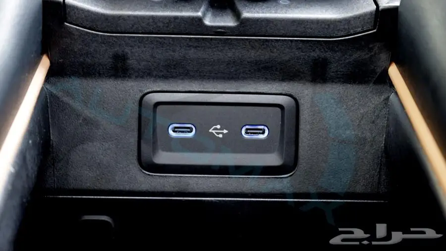 مرسيدس بنز e200 AMG kit خليجي اصفار مع ضمان الوكيل 23