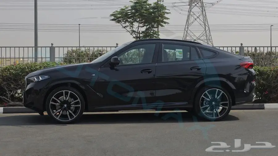 بي ام دبليو X6 M 2025 خليجي اصفار مع ضمان الوكيل 31