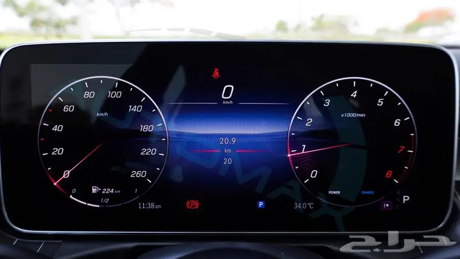 مرسيدس بنز c200 premium 2025 خليجي اصفار مع ضمان الوكيل 13