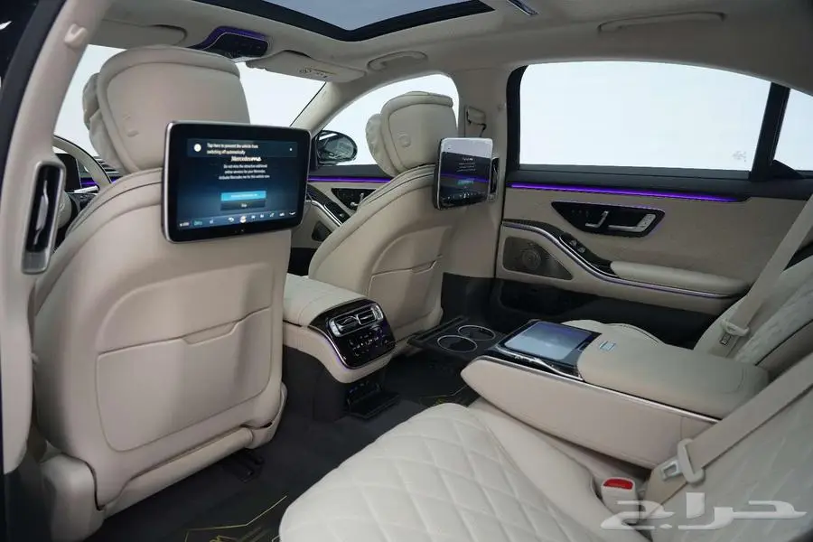 مرسيدس S 500 موديل 2025 أصفار خليجي أسود أبيض 16