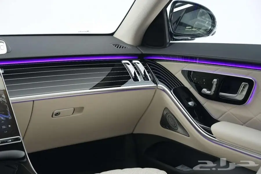 مرسيدس S 500 موديل 2025 أصفار خليجي أسود أبيض 8