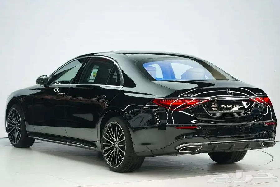 مرسيدس S 500 موديل 2025 أصفار خليجي أسود أبيض 3