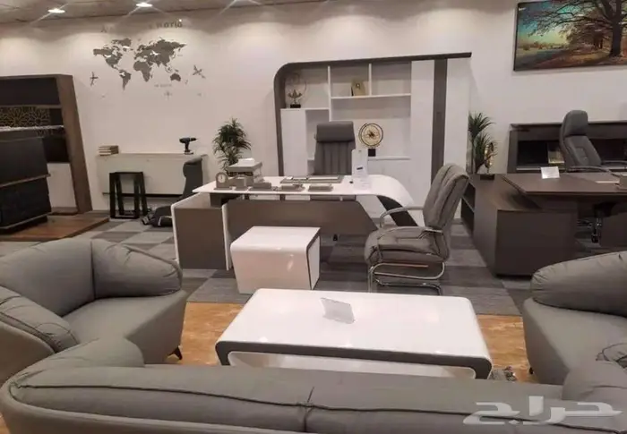 مكاتب طاولات كبيره مودرن فخمة طقم مدراء كرسي كنبه جلد اجتماع 16