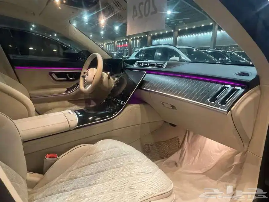 للبيع مرسيدس 2024 S500 فل كامل خليجي 19