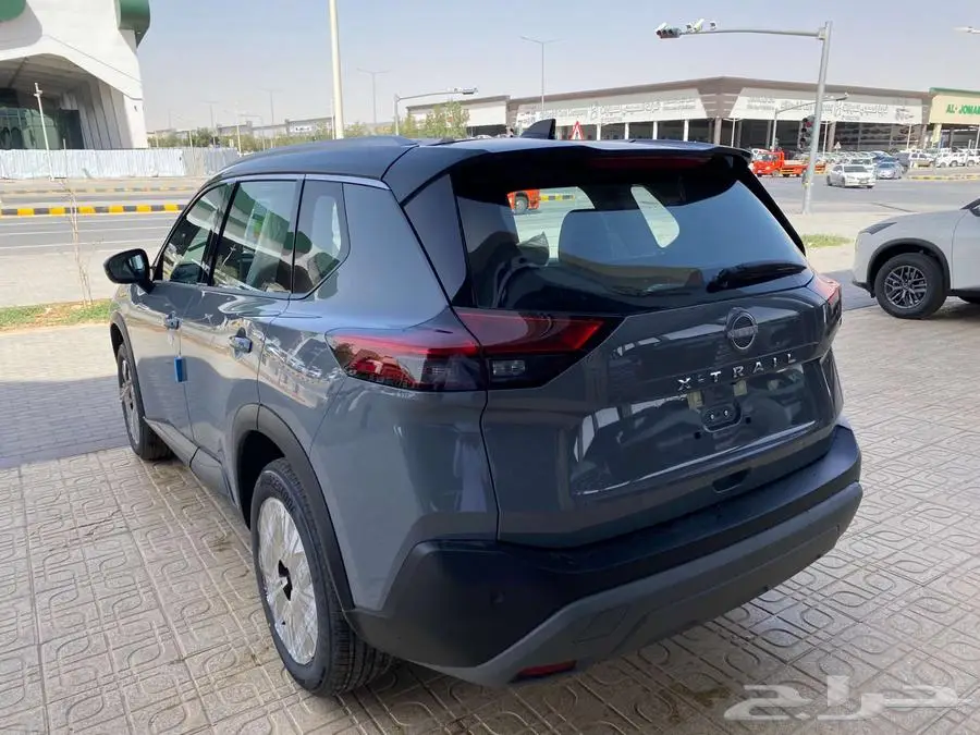 نيسان اكس تريل SV بلس 2025 جديد اصفار سعودي سقف اسود 14