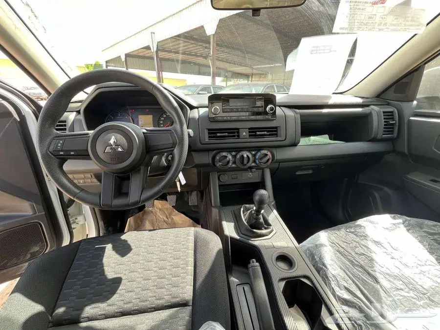 ميتسوبيشي L200 غماره 2024 نقد وتقسيط 4