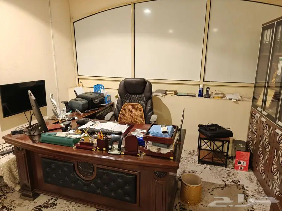 محل حلويات مشهور للبيع 12
