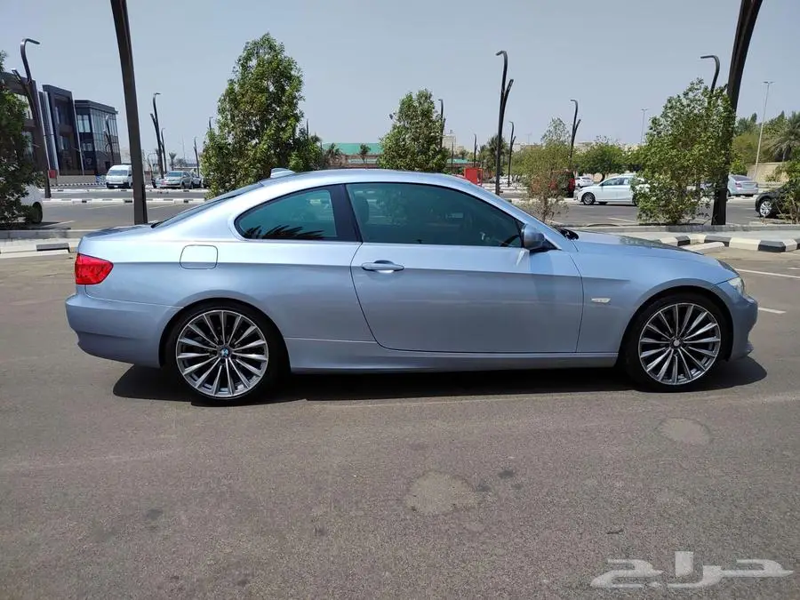 BMW 325i كوبية 2011 نظيفه جدا index