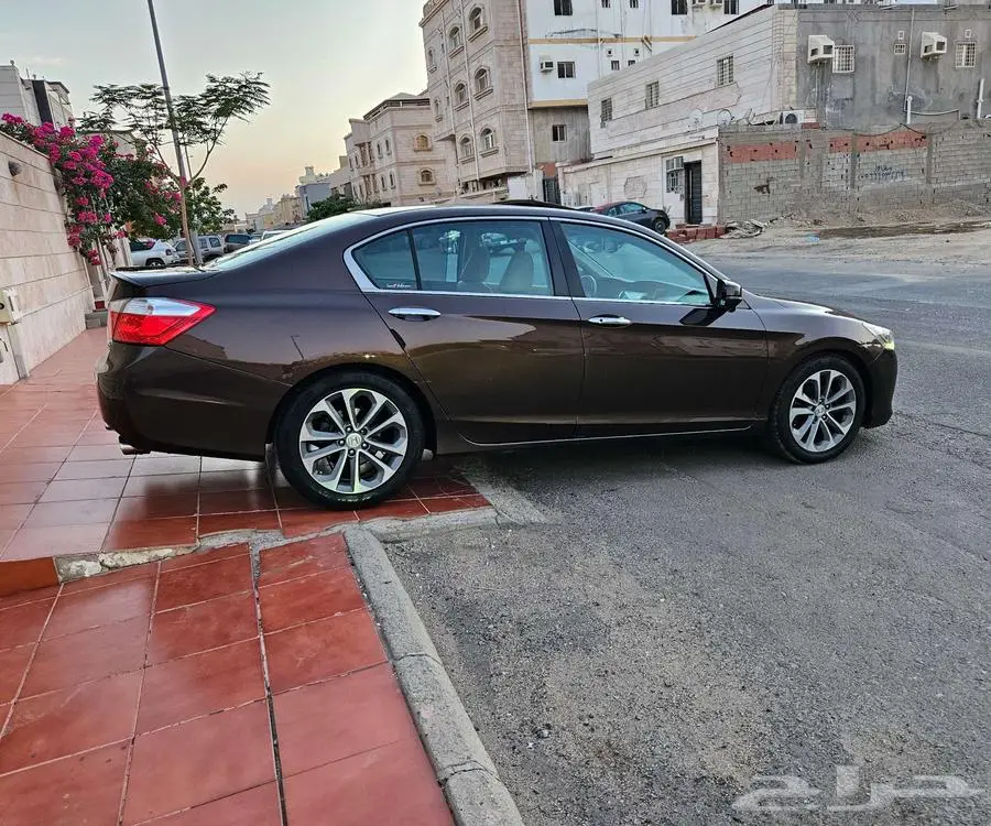 هوندا اكورد سبورت فل كامل 13