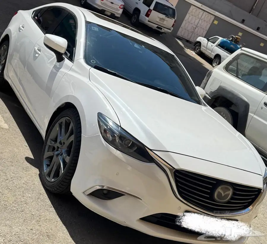 مازدا فل كامل موديل 2017 اعلى فئه لون ابيض 4