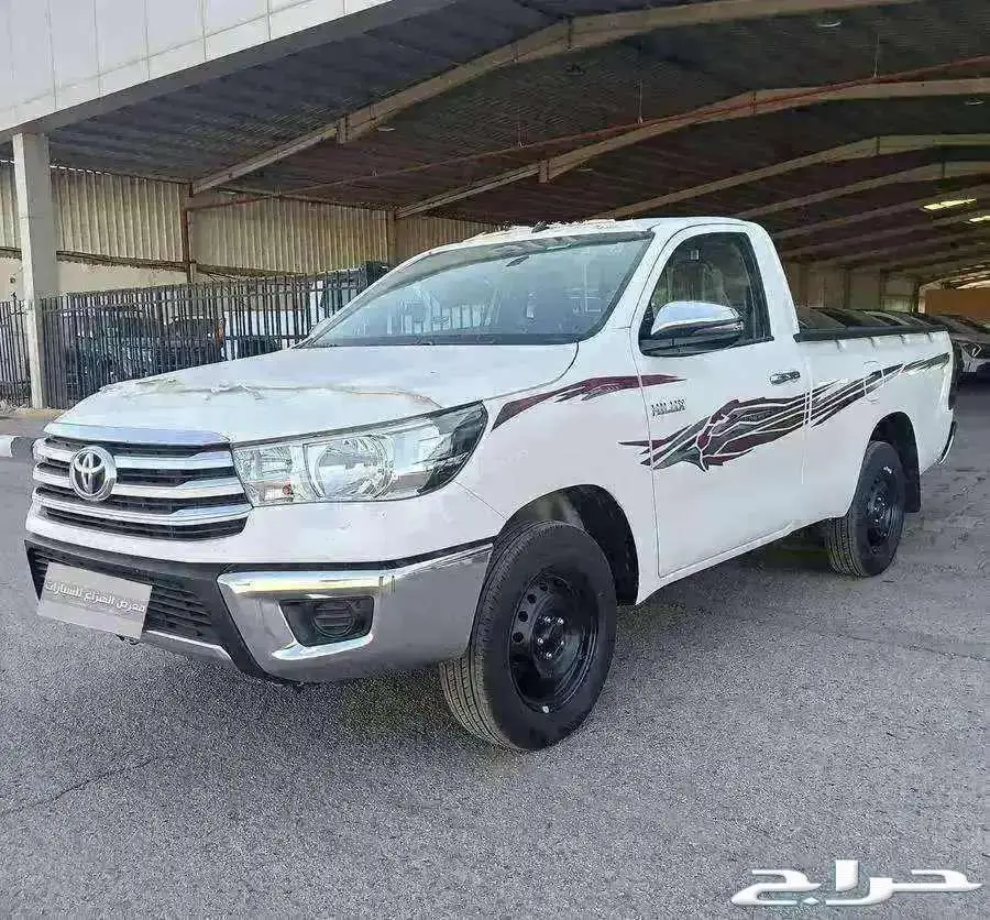 هايلكس غمارة GLX بنزين فل كامل موديل 2024 2