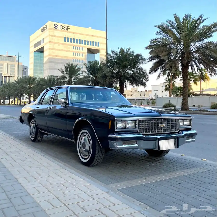 للبيع او البدل كابريس (امبالا) موديل 83 (سيارة كلاسيك) مجدد 5
