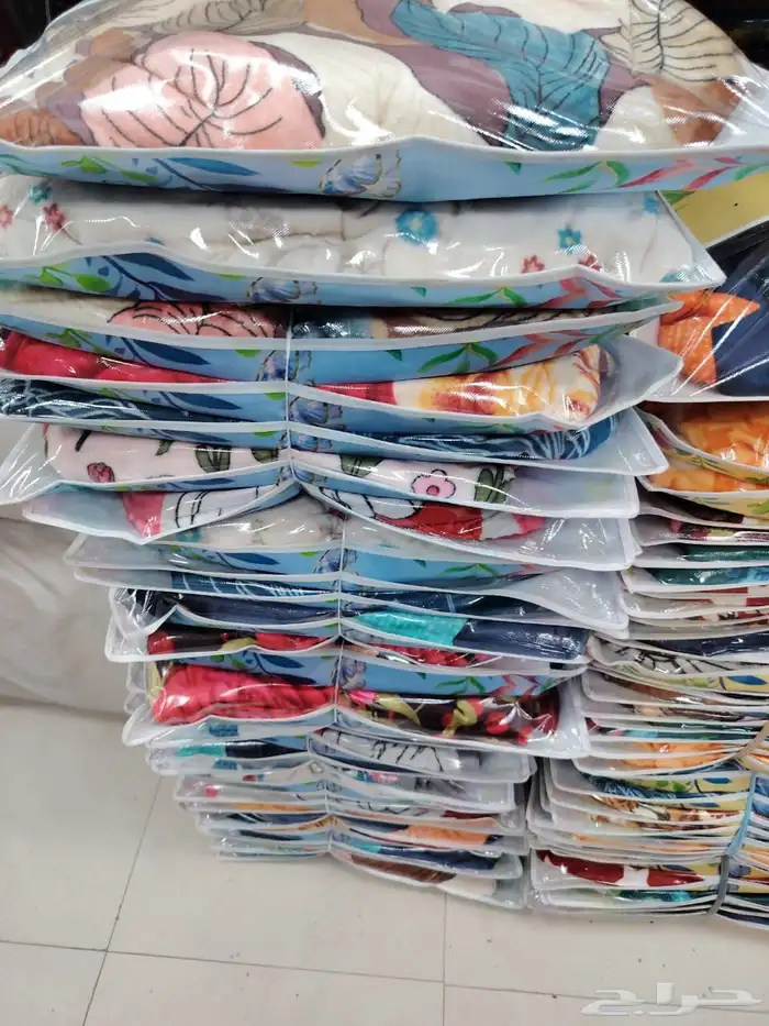 سرير حديد نفر سرير خشب مراتب مخدات 8