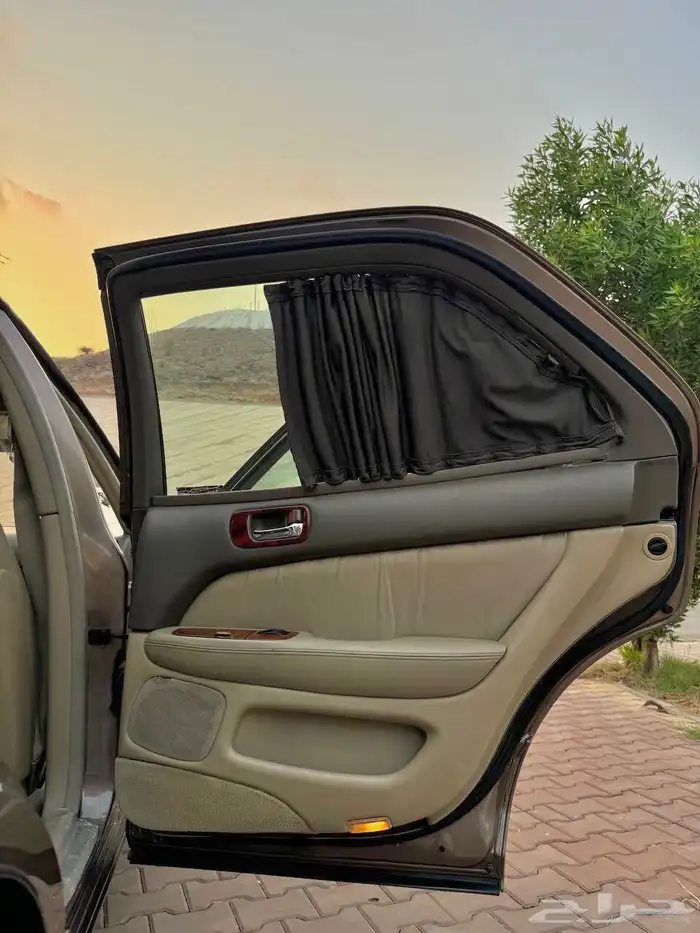 لكزس LS 400 سعودي بلد 51