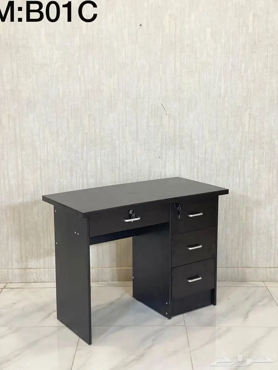 Computer Desk with Drawers  Storage. 23