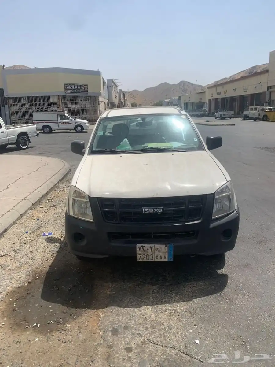 ونيت ايسوزو للبيع ديزل 2008 11