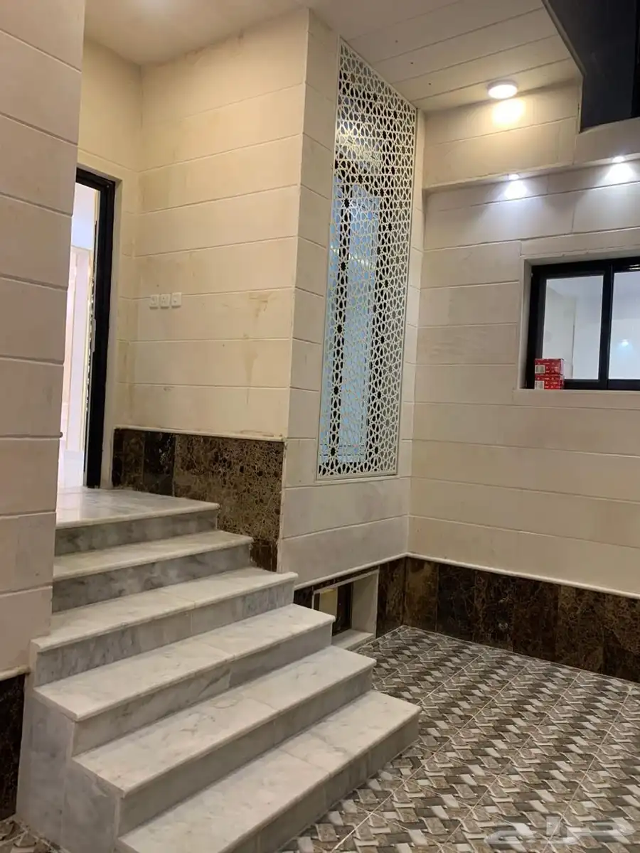 فيلا للايجار حي الدفاع المدينة المنورة 3