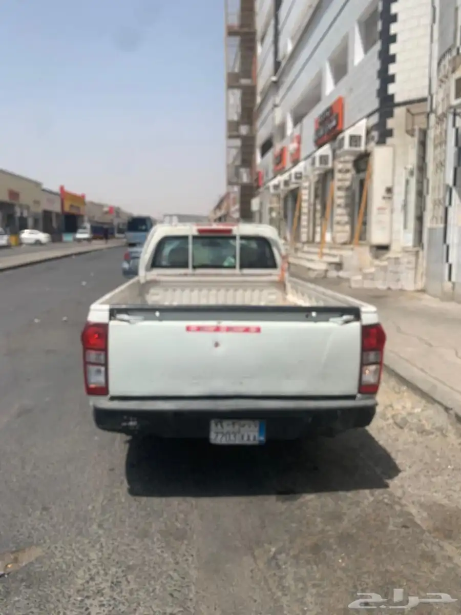 ونيت ايسوزو للبيع ديزل 2008 10