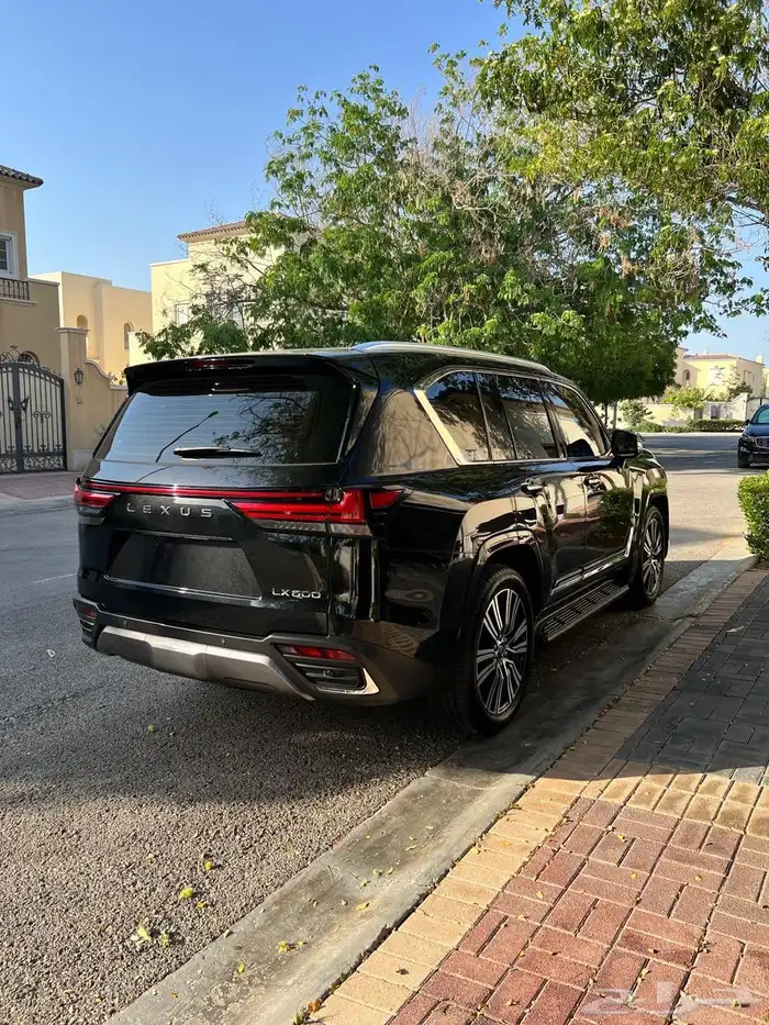 جيب لكزس LX600 2024 سعودي ممشى قليل.. 2