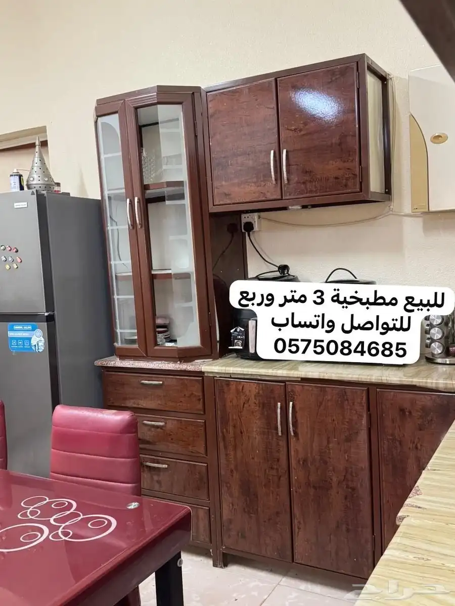 للبيع مطبخية. طاولة طعام 1