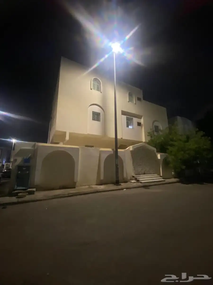 للبيع عماره في العزيزيه الدفاع 0
