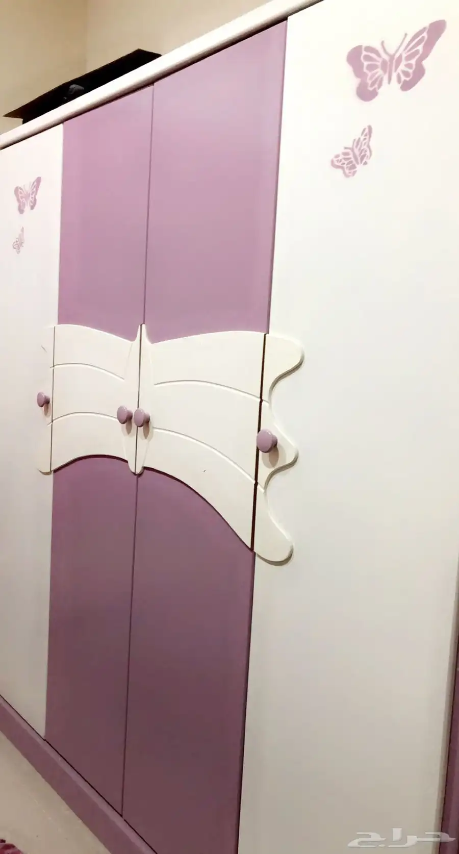 عرض غرفة اطفال بنات مكونه من 2 اسره ودولاب وتسريحه 0