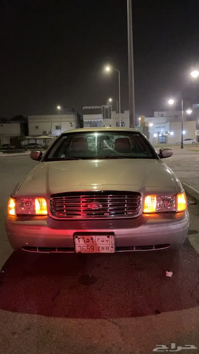 فورد فكتوريا 2011 6