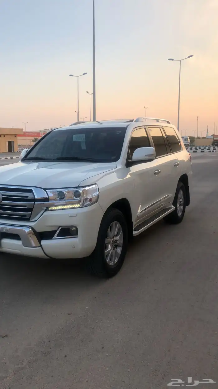 لاندكروزر GXR 2016 فل كامل مخزن عداد 35 الف ( تم البيع ) 0