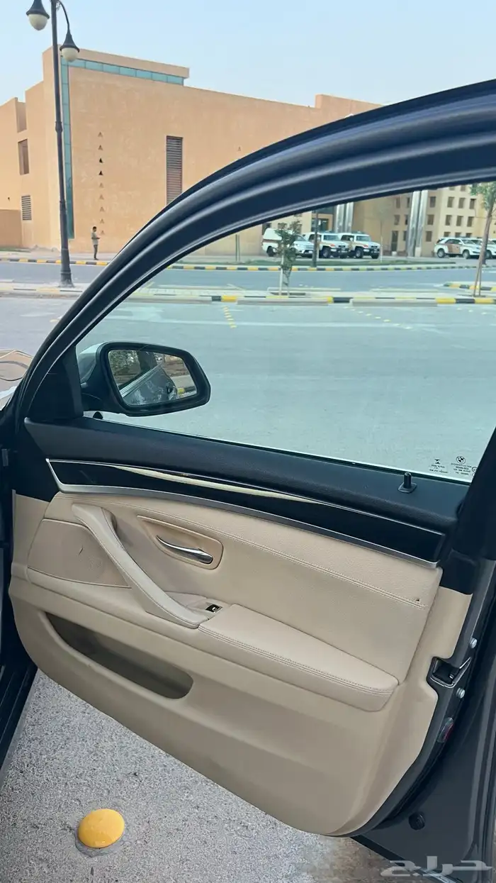 بي ام دبليو 2016 فل كامل 520i نظيف 13