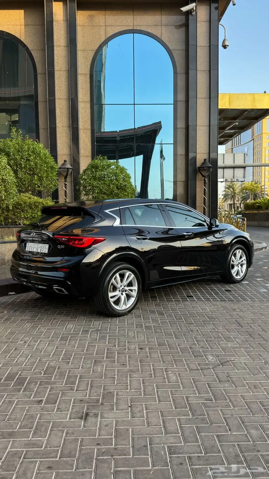 انفنتي qx30 2017 index
