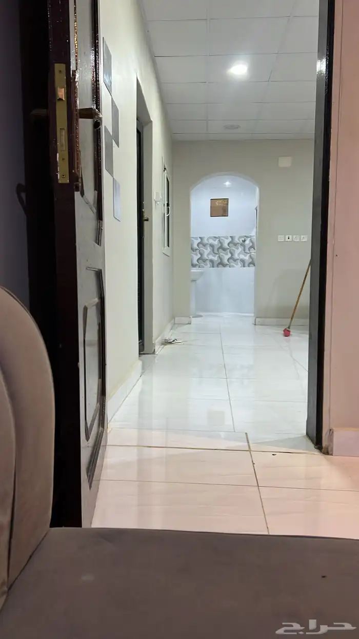 الواسطه 1