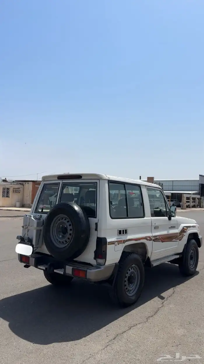 تويوتا ربع 2021 فل كامل ديلوكس ابيض 3