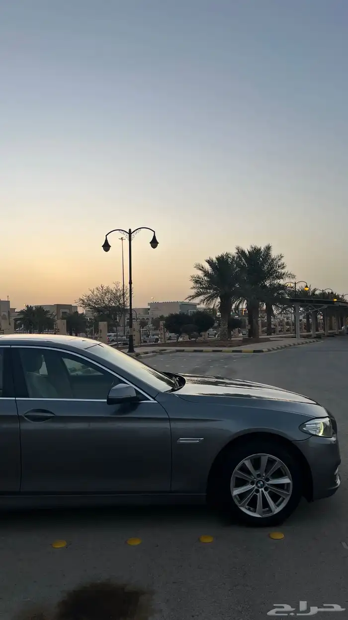 بي ام دبليو 2016 فل كامل 520i نظيف 14