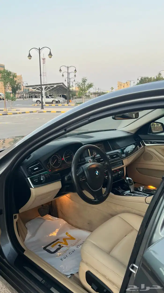 بي ام دبليو 2016 فل كامل 520i نظيف 19