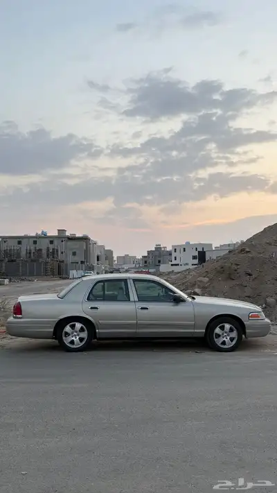 فورد فكتوريا للبيع 2