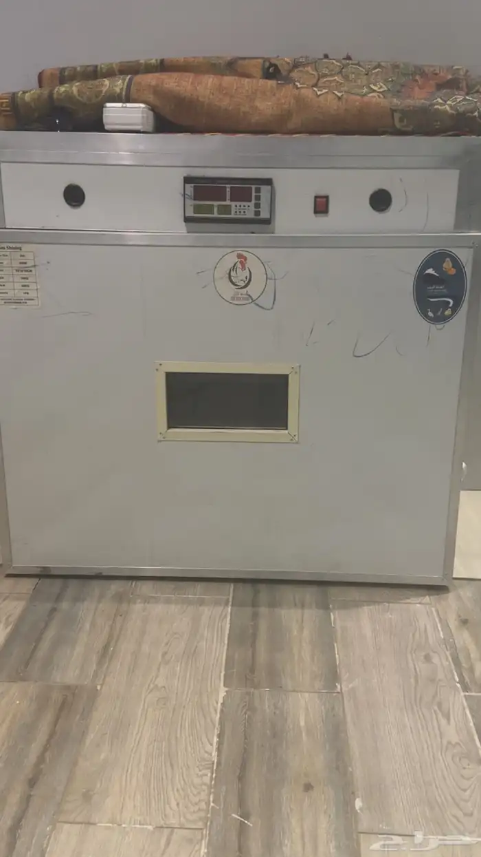 فقاصه للبيع عدد البيض 270 0