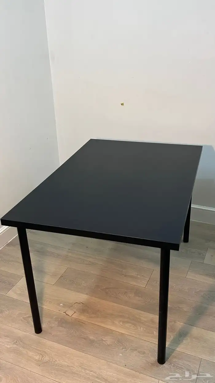 طاولة ايكيا مع ارفف بعجلات 0
