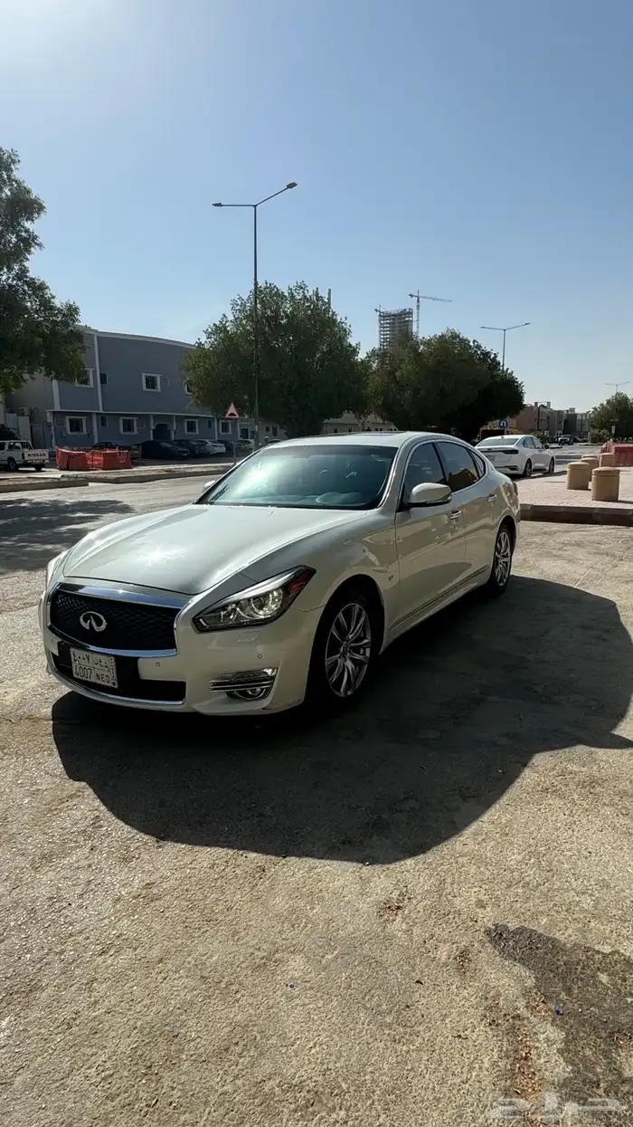 نيسان انفينتي Q70 موديل 2018 2