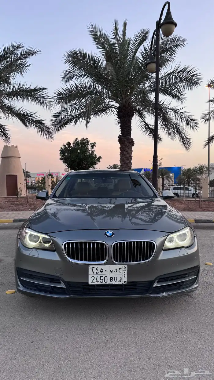 بي ام دبليو 2016 فل كامل 520i نظيف 7
