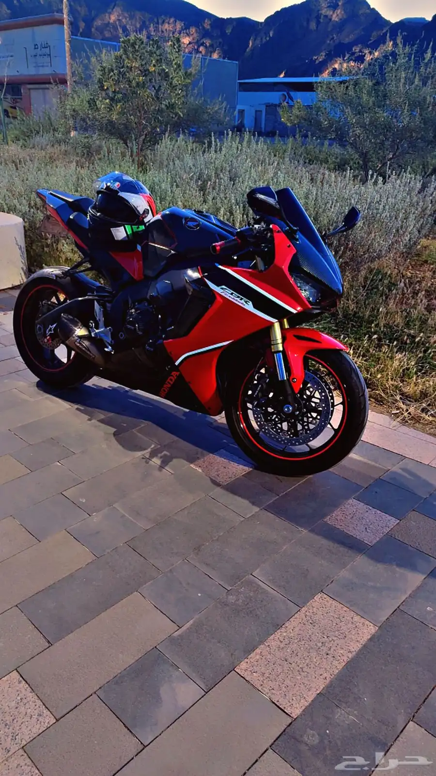 هوندا cbr1000rr للبيع قمة في النظافه index