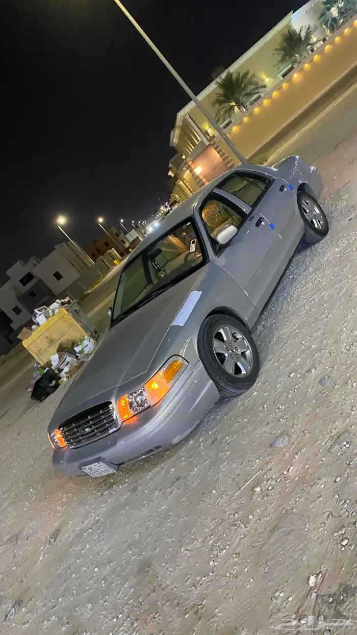 فورد فكتوريا 2011 9