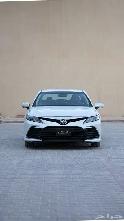 كامري نص فل أبيض (2022) 5