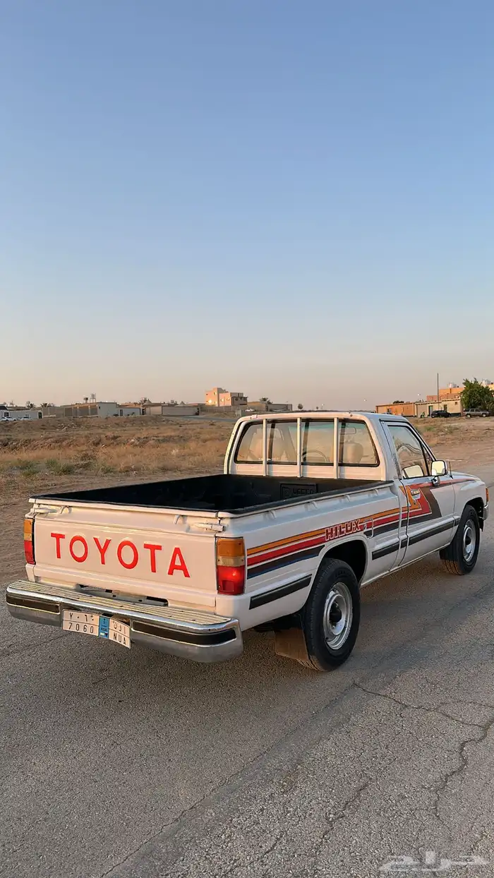 للبيع هايلكس 86 0